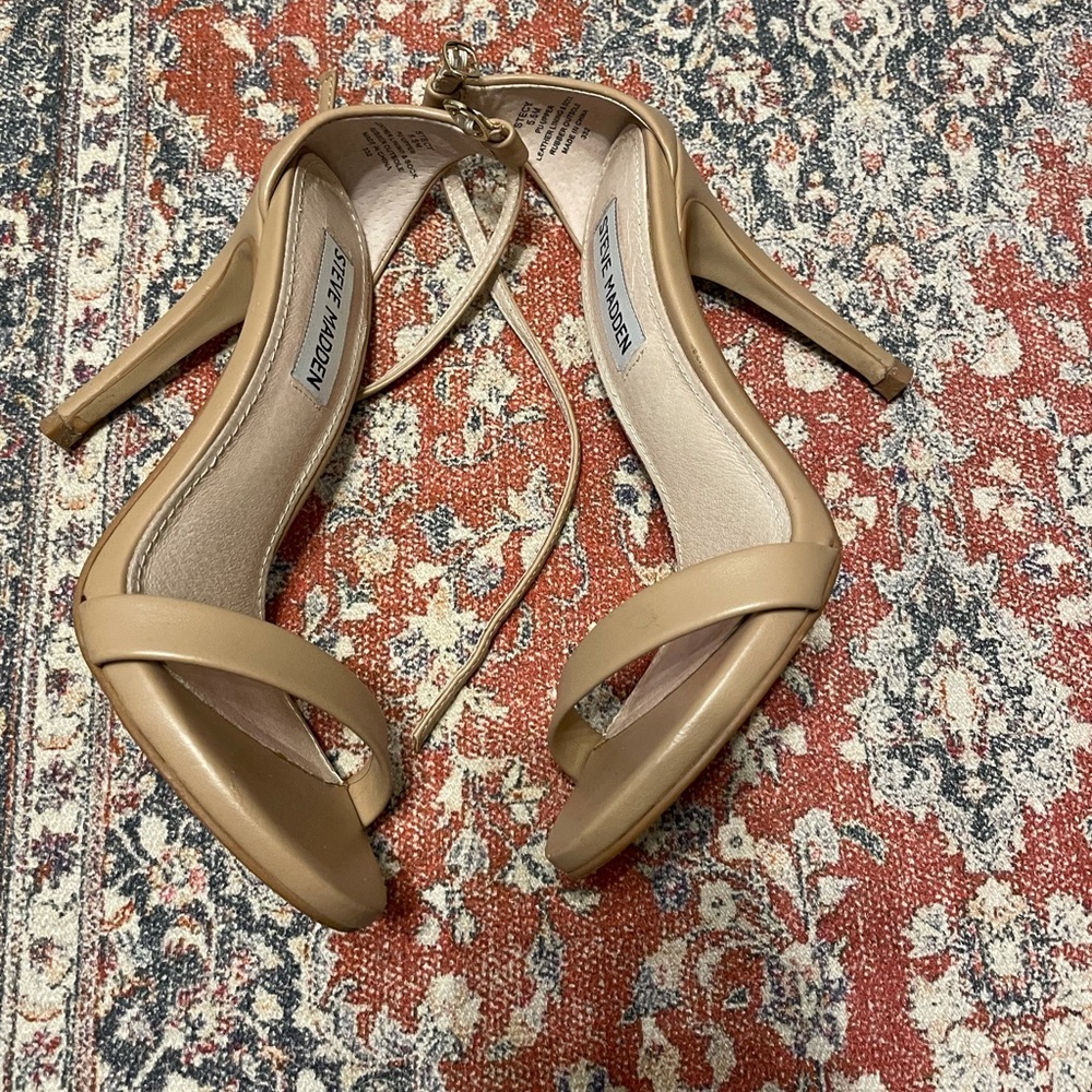 Stecy heels